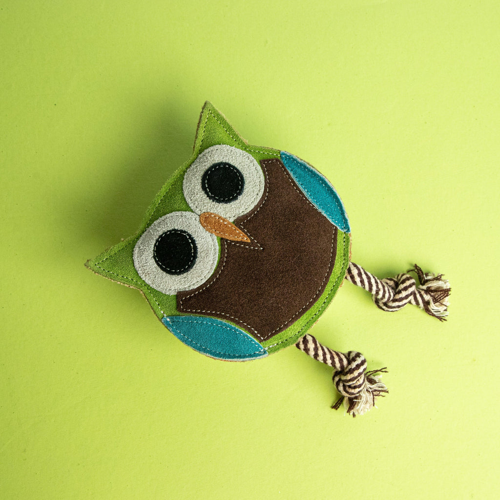 Close-Up of Owliver the Ropey – Natural Cotton Rope Dog Toy