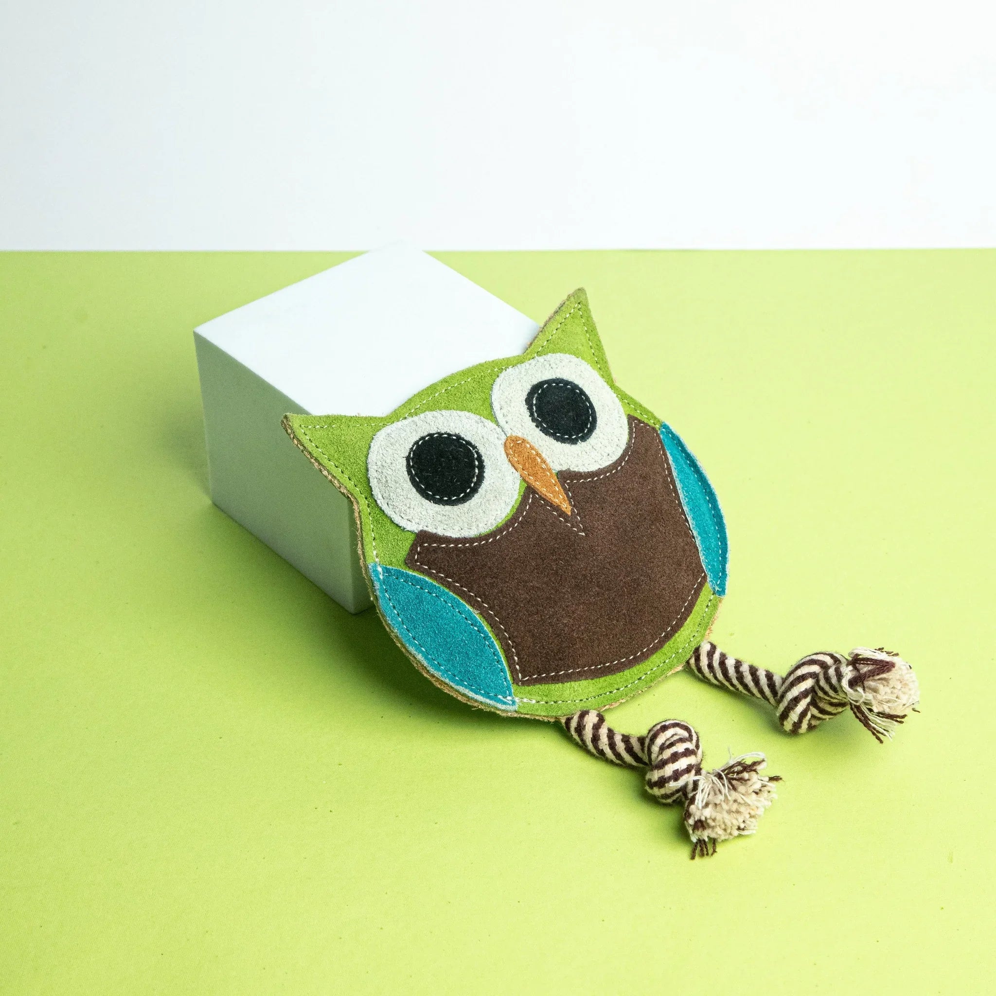 Owliver the Ropey – Eco-Friendly Dog Toy with Leather Suede Leather Body