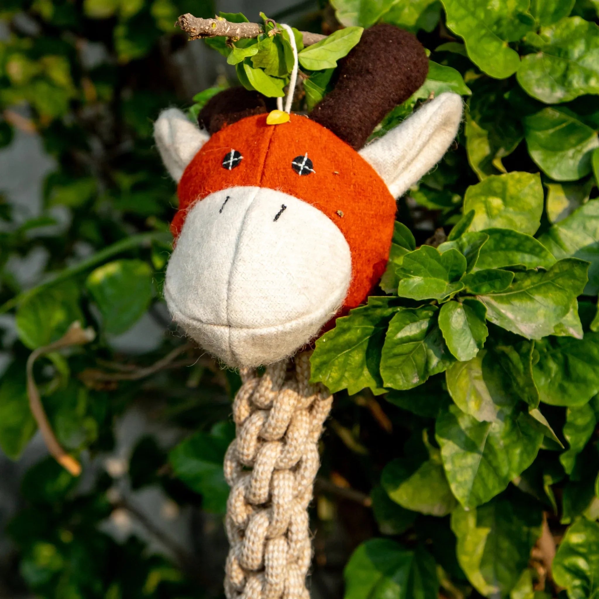 Giraffe Long Ropey – Jute Rope Dog Toy with Coconut Fiber